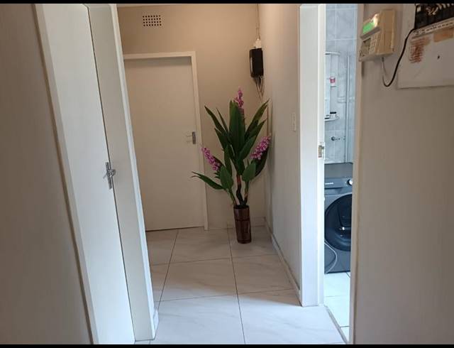 3 BEDROOM PROPERTY TO RENT IN BROMHOF